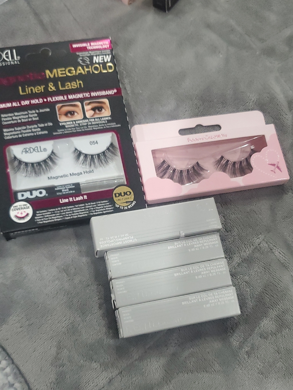 r.e.m. bundle! beauty Lip Plumper - Away Message (3) & 1 lip plumper